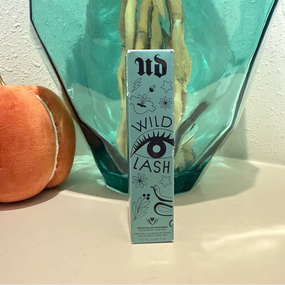 Urban Decay Wild Lash Vegan Plant Powered Volumizing Mascara Black NEW